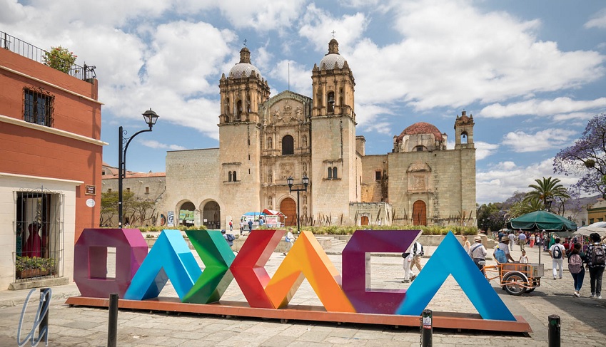 Odoo • Una imagen con una leyenda